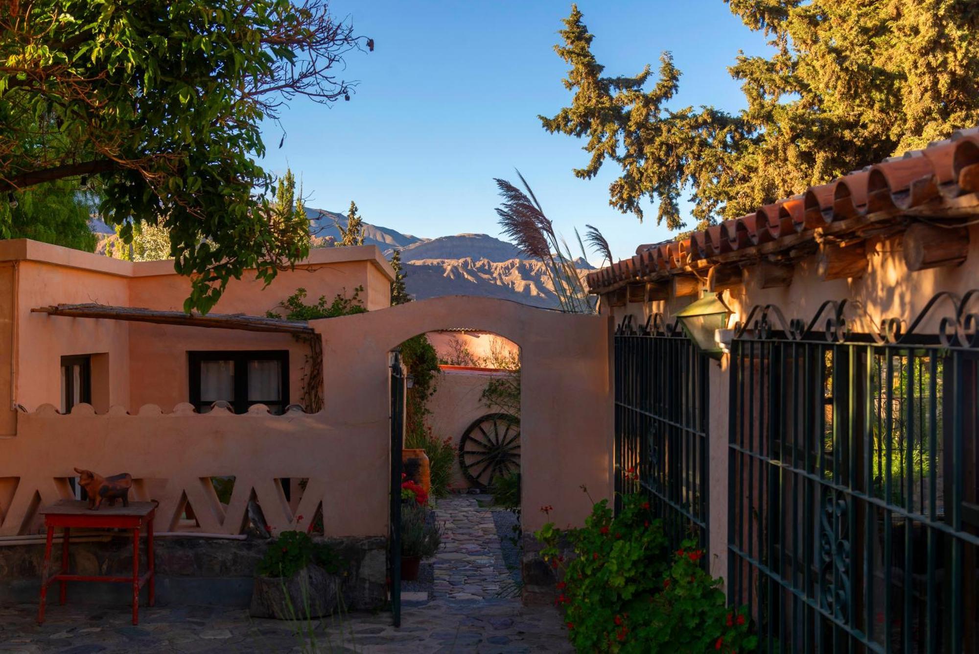Los Arcabuceros Casa Hotel Boutique Tilcara Exteriör bild